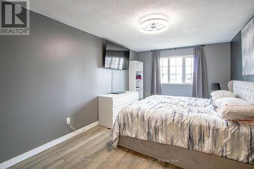 40 Katie Lane, Strathroy-Caradoc (Ne), ON - Indoor Photo Showing Bedroom