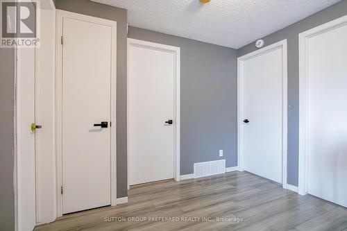 40 Katie Lane, Strathroy-Caradoc (Ne), ON - Indoor Photo Showing Other Room