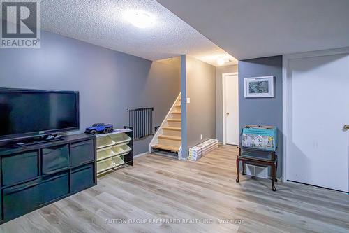 40 Katie Lane, Strathroy-Caradoc (Ne), ON - Indoor