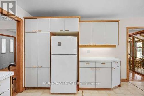 9869 Currie Road, Dutton/Dunwich, ON - Indoor