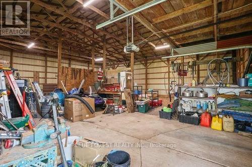 9869 Currie Road, Dutton/Dunwich, ON - Indoor Photo Showing Garage