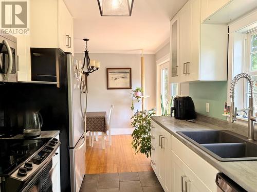 44 North Street, Corner Brook, NL - Indoor Photo Showing Kitchen With Double Sink