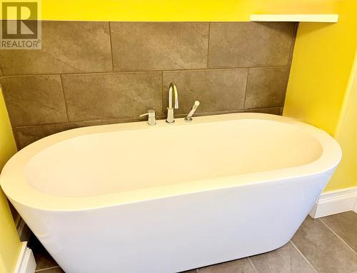 44 North Street, Corner Brook, NL - Indoor Photo Showing Bathroom