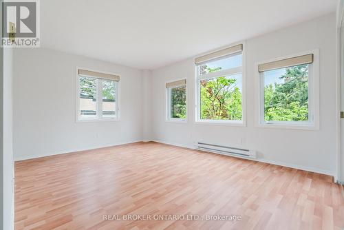 10 - 405 Laurier Avenue E, Ottawa, ON - Indoor Photo Showing Other Room