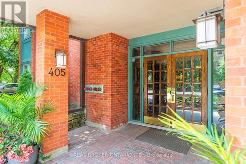10 - 405 Laurier Avenue E, Ottawa, ON - Outdoor With Exterior
