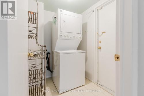 10 - 405 Laurier Avenue E, Ottawa, ON - Indoor Photo Showing Laundry Room