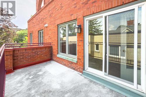 10 - 405 Laurier Avenue E, Ottawa, ON - Outdoor With Balcony With Exterior