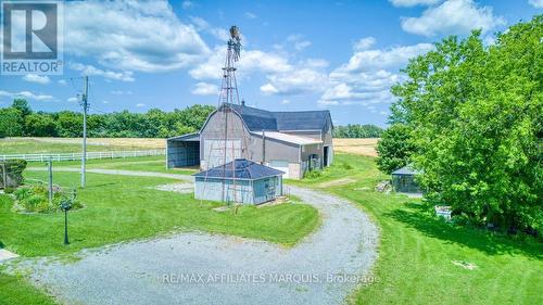 large barn/storage/workshop space  and guest house - 421 Summers Road, Rideau Lakes, ON - Outdoor