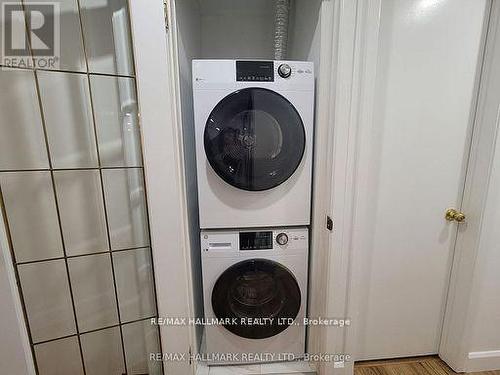 23 Ironshield Crescent, Markham, ON - Indoor Photo Showing Laundry Room