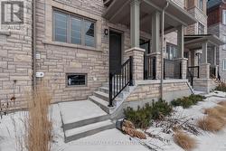 61 YORKTON BOULEVARD Markham, ON L6C 0Y8