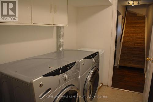29 Stonebriar Drive, Vaughan, ON - Indoor Photo Showing Laundry Room