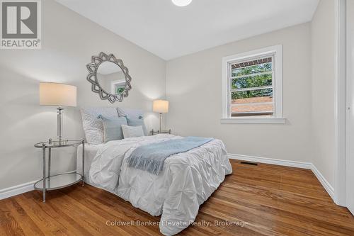 46 Mcintyre Crescent, Halton Hills, ON - Indoor Photo Showing Bedroom