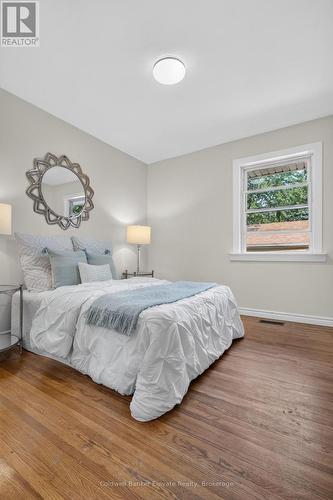 46 Mcintyre Crescent, Halton Hills, ON - Indoor Photo Showing Bedroom