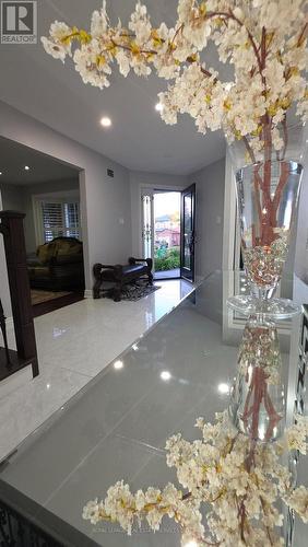 323 Winfield Terrace, Mississauga, ON - Indoor Photo Showing Other Room