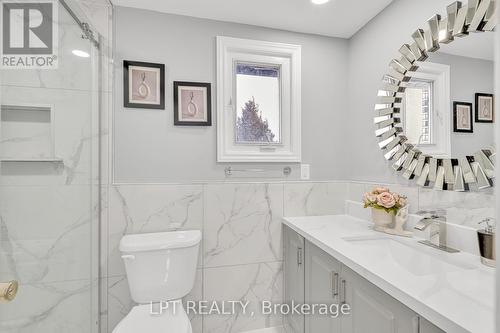 95 Huntingwood Crescent, Brampton, ON - Indoor Photo Showing Bathroom