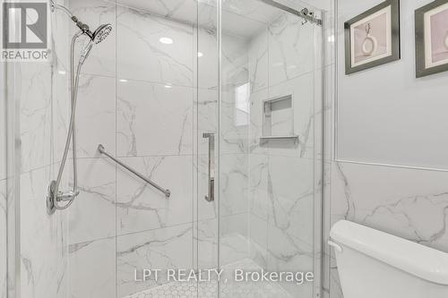 95 Huntingwood Crescent, Brampton, ON - Indoor Photo Showing Bathroom