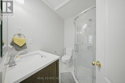 5942 Delle Donne Drive, Mississauga, ON - Indoor Photo Showing Bathroom