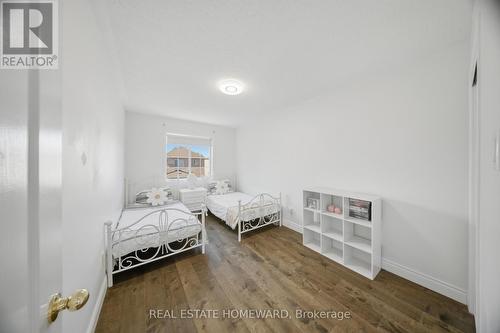 5942 Delle Donne Drive, Mississauga, ON - Indoor Photo Showing Bedroom