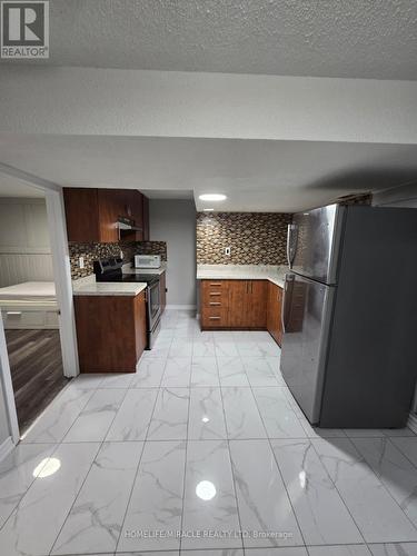 505 Silverstone Drive, Toronto, ON - Indoor