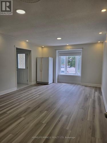 505 Silverstone Drive, Toronto, ON - Indoor Photo Showing Other Room