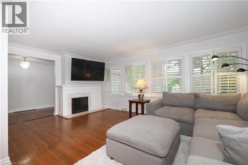 181 Lincoln Road, Waterloo, ON - Indoor Photo Showing Living Room With Fireplace