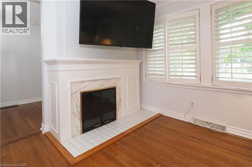 181 Lincoln Road, Waterloo, ON - Indoor With Fireplace