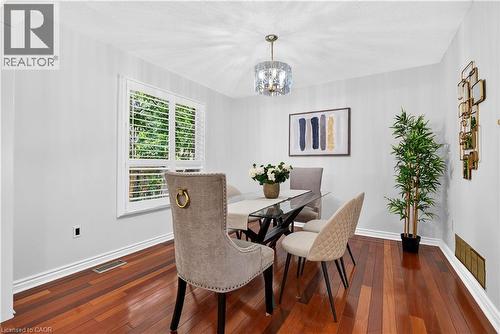 3631 Cherrington Crescent, Mississauga, ON - Indoor Photo Showing Dining Room