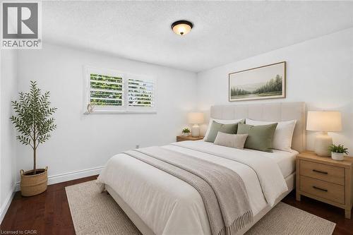 3631 Cherrington Crescent, Mississauga, ON - Indoor Photo Showing Bedroom