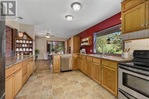 9950 Danforth Road E, Alnwick/Haldimand, ON - Indoor Photo Showing Kitchen With Double Sink