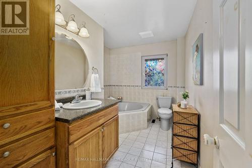9950 Danforth Road E, Alnwick/Haldimand, ON - Indoor Photo Showing Bathroom