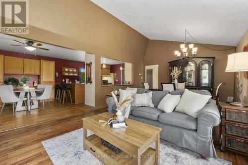 9950 Danforth Road E, Alnwick/Haldimand, ON - Indoor Photo Showing Living Room
