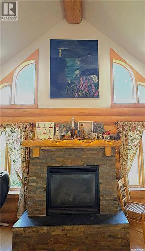 Canada Goose Lodge, Bayne Rm No. 371, SK - Indoor Photo Showing Living Room With Fireplace