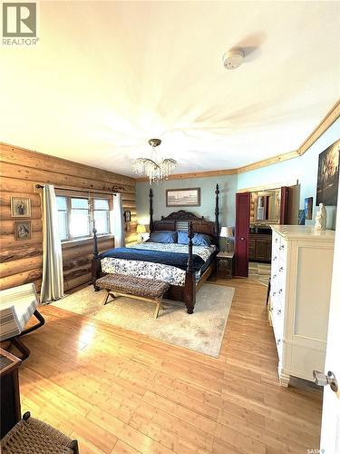 Canada Goose Lodge, Bayne Rm No. 371, SK - Indoor Photo Showing Bedroom