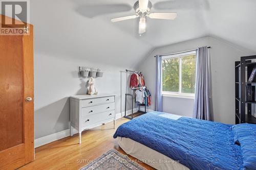 151 East 16Th Street, Hamilton, ON - Indoor Photo Showing Bedroom