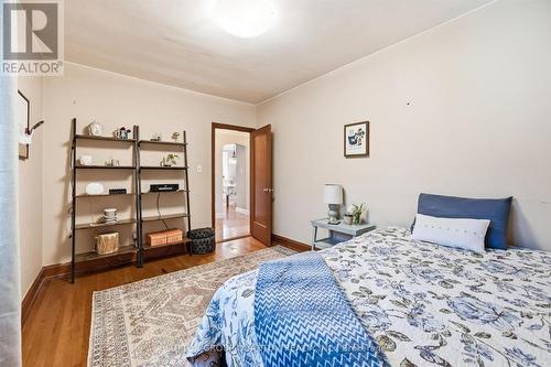 151 East 16Th Street, Hamilton, ON - Indoor Photo Showing Bedroom