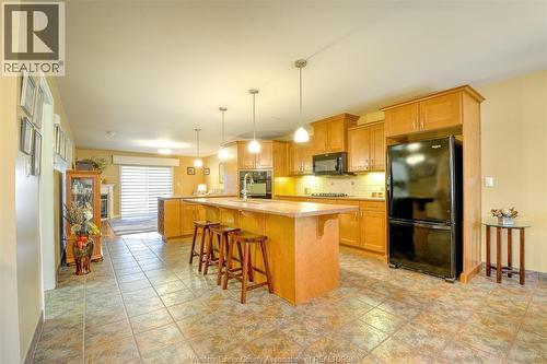 81 Crosswinds, Kingsville, ON - Indoor Photo Showing Kitchen