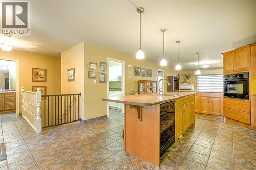 81 Crosswinds, Kingsville, ON - Indoor Photo Showing Kitchen