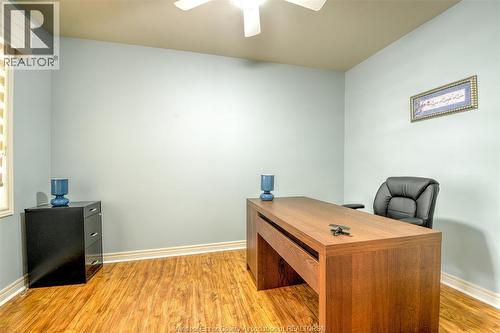 81 Crosswinds, Kingsville, ON - Indoor Photo Showing Office