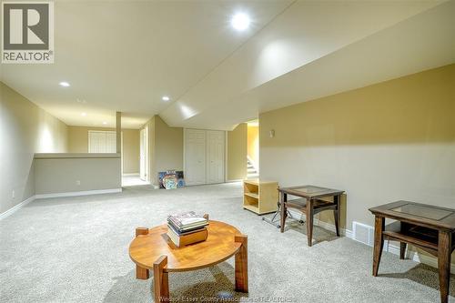 81 Crosswinds, Kingsville, ON - Indoor