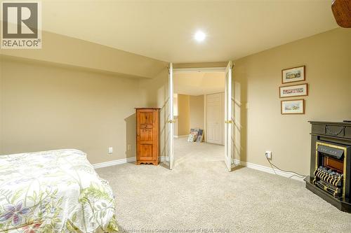 81 Crosswinds, Kingsville, ON - Indoor Photo Showing Bedroom
