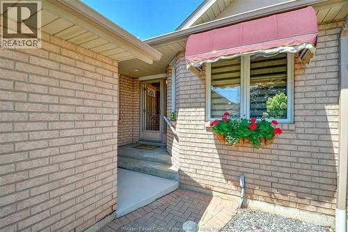 81 Crosswinds, Kingsville, ON - Outdoor With Deck Patio Veranda With Exterior
