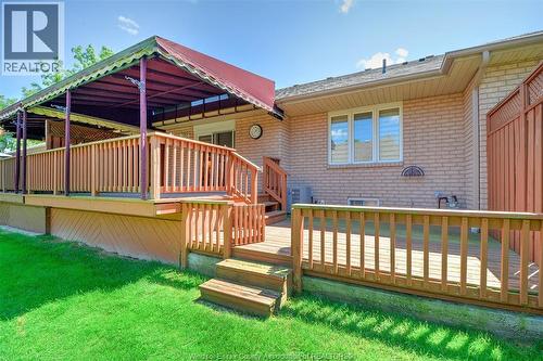 81 Crosswinds, Kingsville, ON - Outdoor With Deck Patio Veranda With Exterior