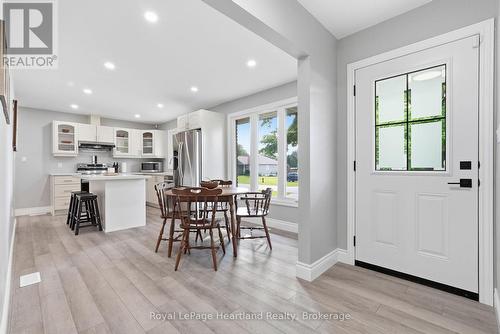 20 Queen Street W, Minto, ON - Indoor Photo Showing Dining Room