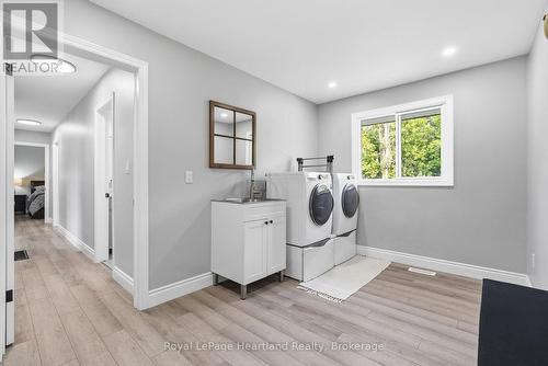20 Queen Street W, Minto, ON - Indoor Photo Showing Laundry Room