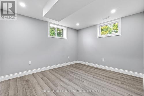 20 Queen Street W, Minto, ON - Indoor Photo Showing Other Room