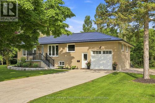 20 Queen Street W, Minto, ON - Outdoor