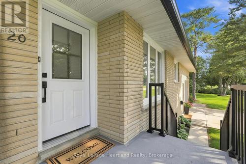 20 Queen Street W, Minto, ON - Outdoor With Exterior
