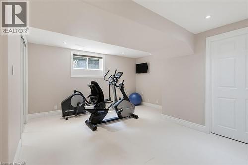 Finished room with light neutral wall paint and white baseboards - 2188 Bader Crescent, Burlington, ON - Indoor Photo Showing Gym Room