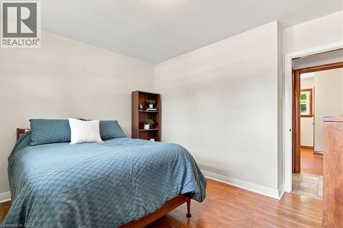 184 Murdock Avenue, Waterloo, ON - Indoor Photo Showing Bedroom