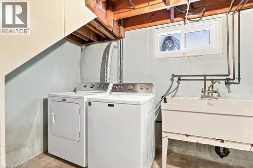 184 Murdock Avenue, Waterloo, ON - Indoor Photo Showing Laundry Room